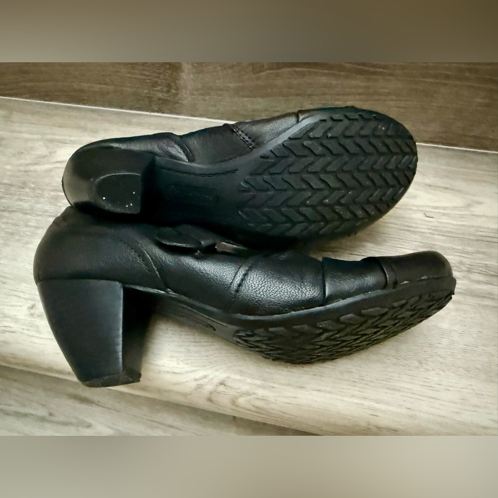 Witchy Black leather Women's Heeled Shoes - Picture 6 of 16